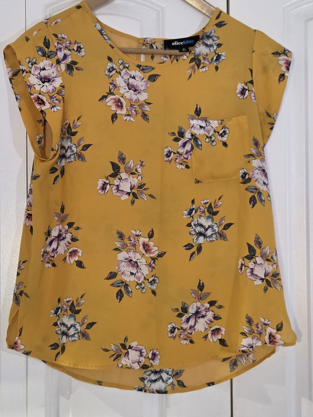 Alice Blue Womens Blouse M Yellow Floral Pattern Short Sleeve Office Career